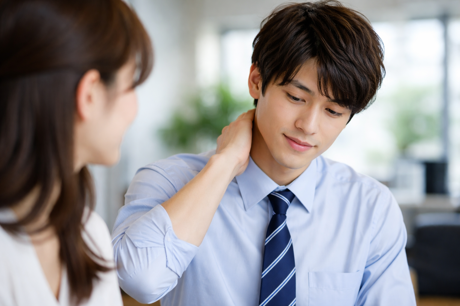 男性が視線をそらすときの脳と心の仕組み